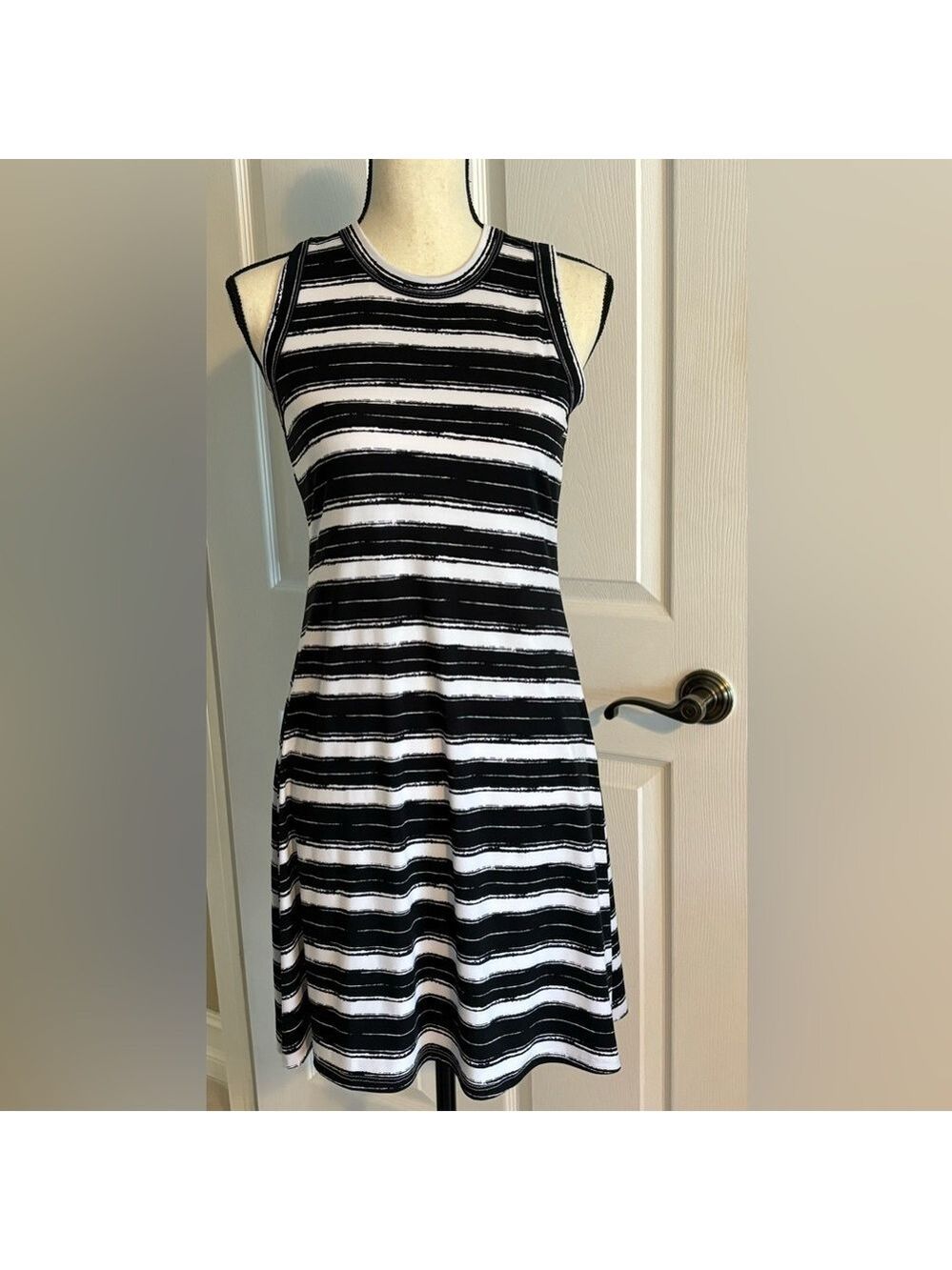 Karen Kane Racerback Cut Sleeveless Dress Sz S. Flawless Condition Black & White